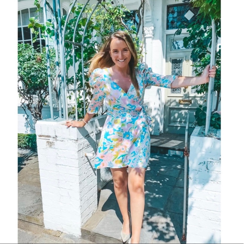 Ren Dress in Neon Floral
Olivia Rubin
2 - Picture 5 of 8